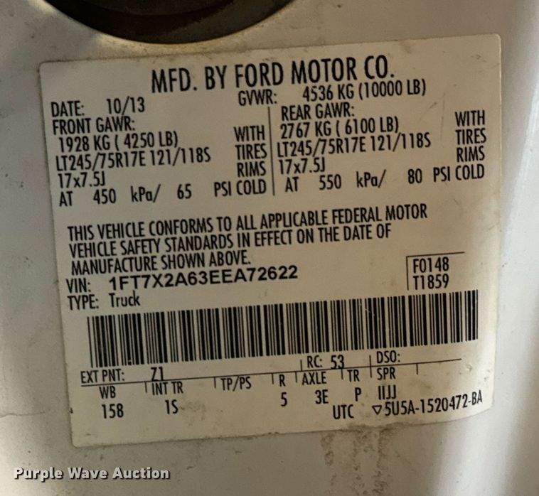 image for item LX9848 2014 Ford F250 Super Duty  SuperCab utility bed pickup truck