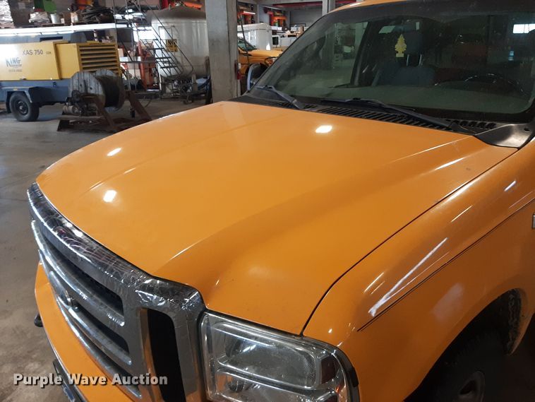 image for item LX9849 2006 Ford F250 Super Duty  SuperCab pickup truck