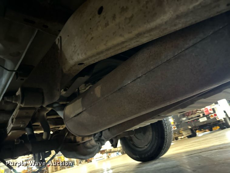 image for item LX9852 2002 Ford F150  SuperCab pickup truck