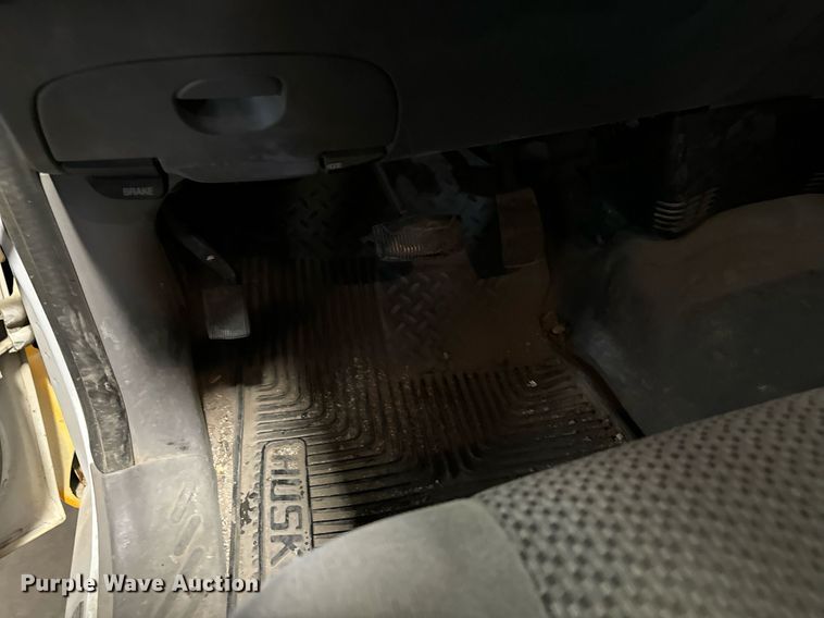 image for item LX9852 2002 Ford F150  SuperCab pickup truck