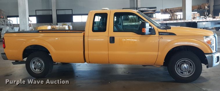 image for item LX9855 2015 Ford F250 Super Duty  SuperCab pickup truck