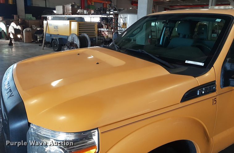 image for item LX9855 2015 Ford F250 Super Duty  SuperCab pickup truck