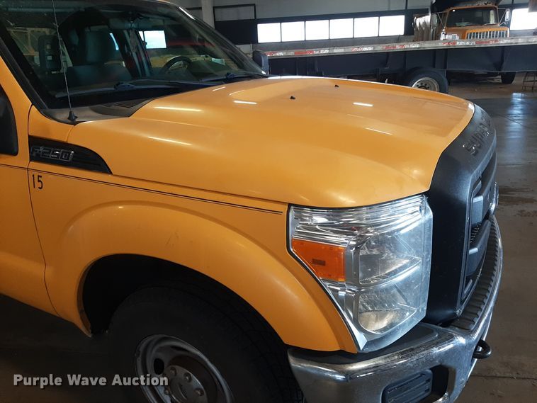 image for item LX9855 2015 Ford F250 Super Duty  SuperCab pickup truck