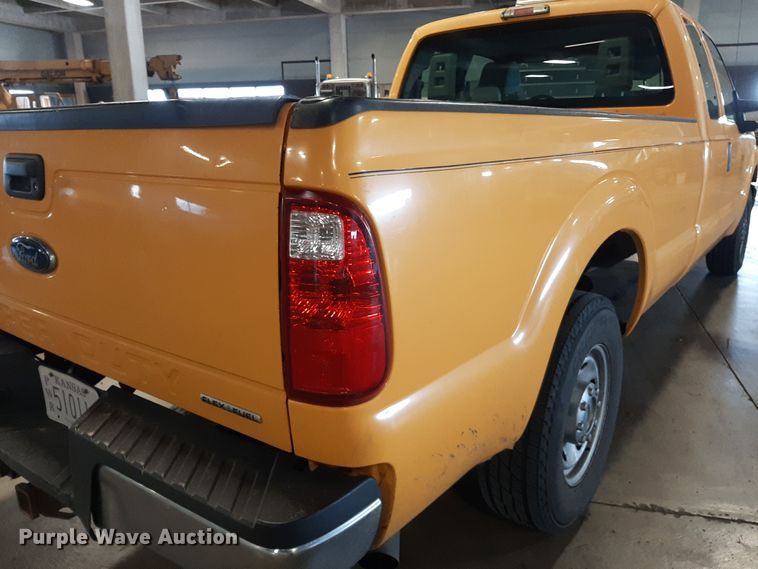 image for item LX9855 2015 Ford F250 Super Duty  SuperCab pickup truck