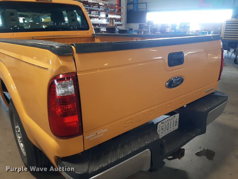 image for item LX9855 2015 Ford F250 Super Duty  SuperCab pickup truck