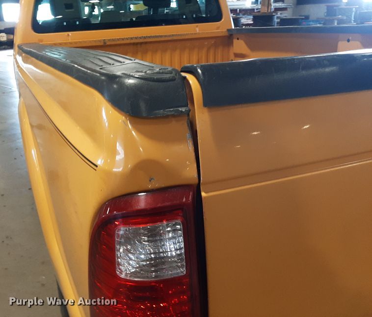 image for item LX9855 2015 Ford F250 Super Duty  SuperCab pickup truck