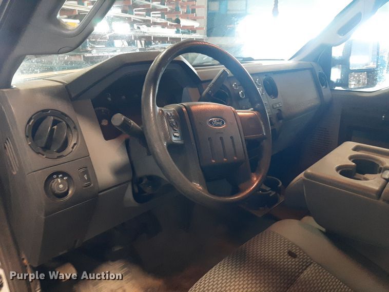 image for item LX9855 2015 Ford F250 Super Duty  SuperCab pickup truck