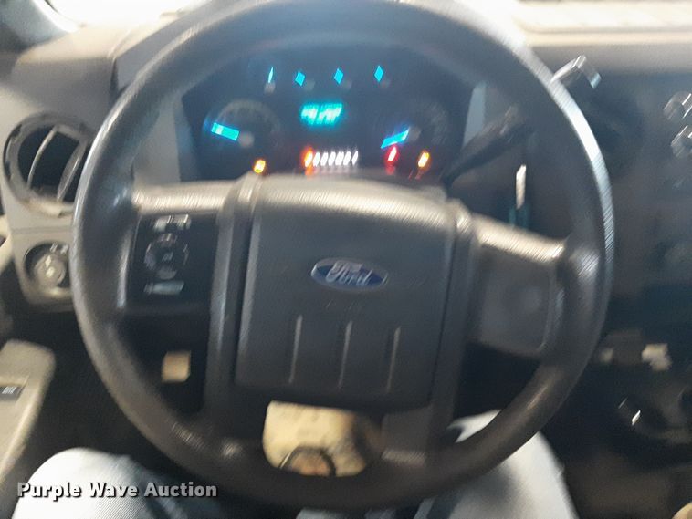 image for item LX9855 2015 Ford F250 Super Duty  SuperCab pickup truck