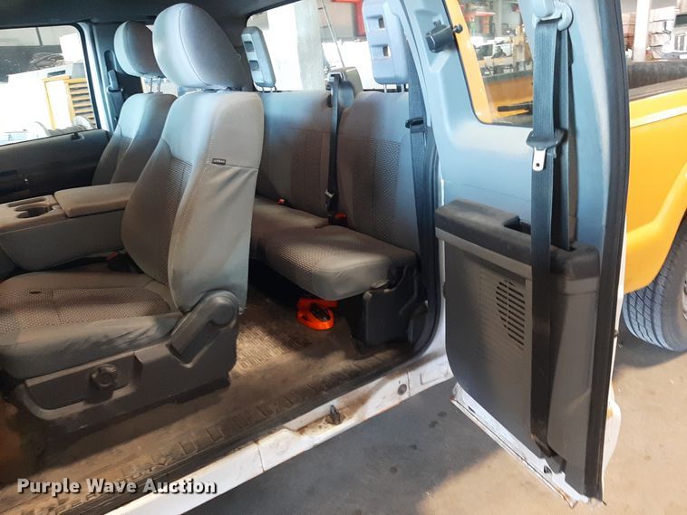 image for item LX9855 2015 Ford F250 Super Duty  SuperCab pickup truck