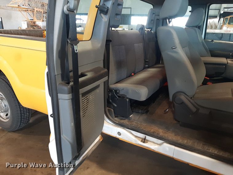 image for item LX9855 2015 Ford F250 Super Duty  SuperCab pickup truck