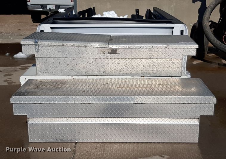 image for item LX9859 (3) toolboxes