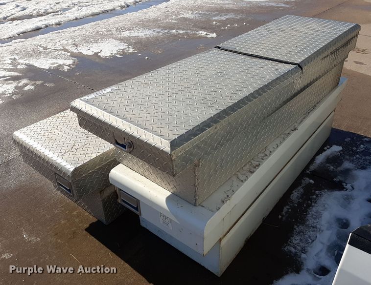 image for item LX9859 (3) toolboxes