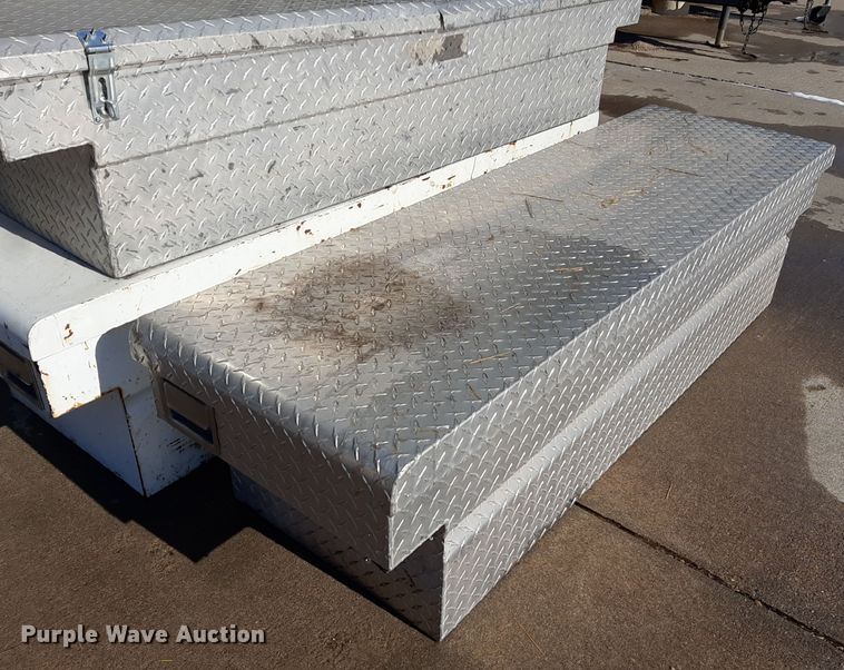 image for item LX9859 (3) toolboxes