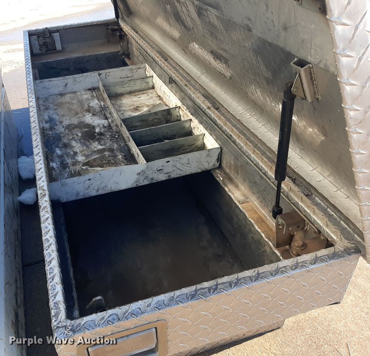 image for item LX9859 (3) toolboxes