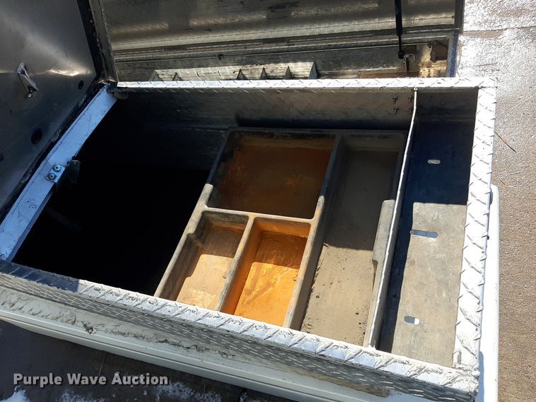 image for item LX9859 (3) toolboxes