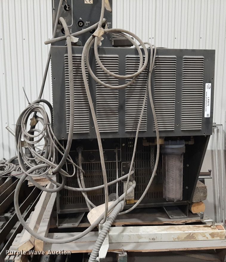 image for item LX9878 Hypertherm Hyspeed HT2000LHF   plasma cutting table