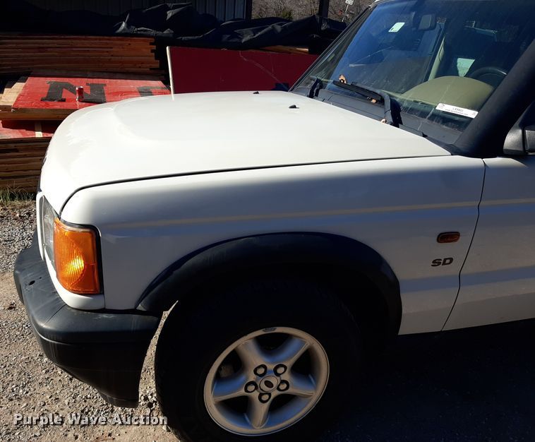 image for item LX9903 2002 Land Rover Discovery Series II SUV