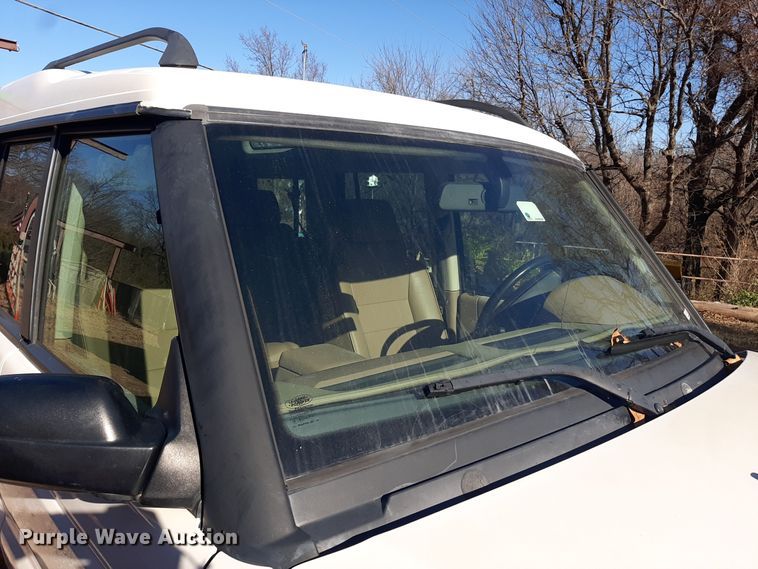 image for item LX9903 2002 Land Rover Discovery Series II SUV