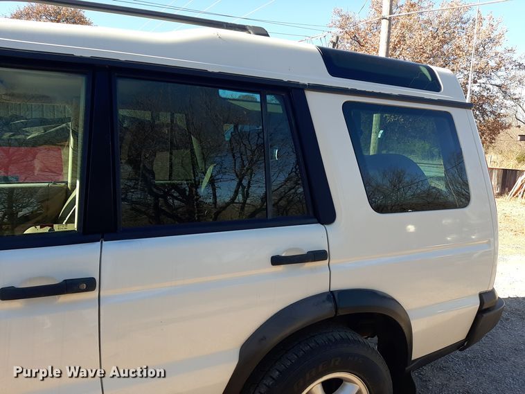 image for item LX9903 2002 Land Rover Discovery Series II SUV