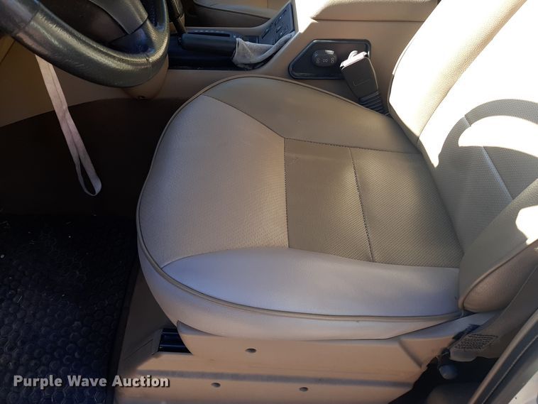 image for item LX9903 2002 Land Rover Discovery Series II SUV