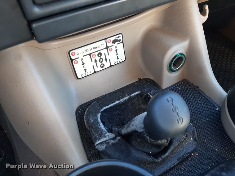 image for item LX9903 2002 Land Rover Discovery Series II SUV