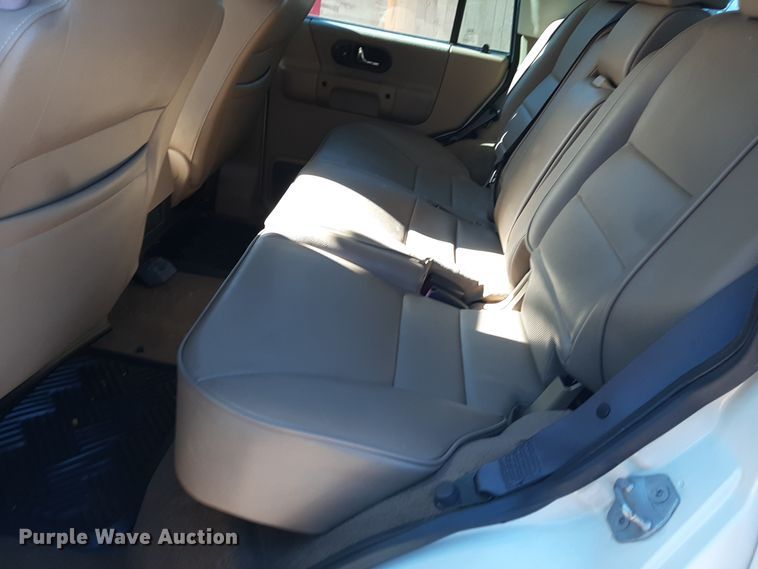 image for item LX9903 2002 Land Rover Discovery Series II SUV