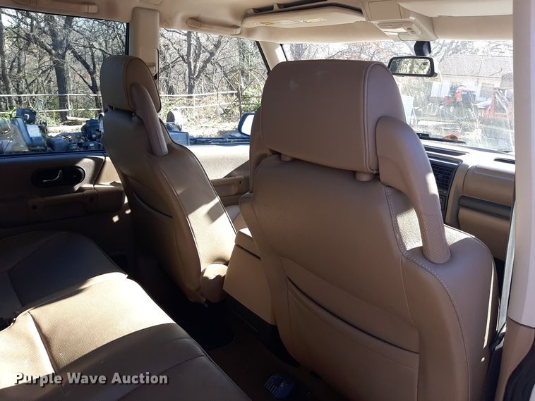 image for item LX9903 2002 Land Rover Discovery Series II SUV