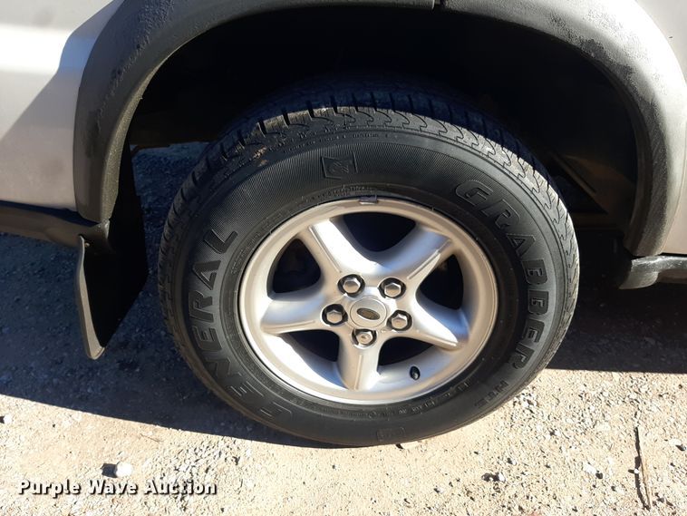 image for item LX9903 2002 Land Rover Discovery Series II SUV