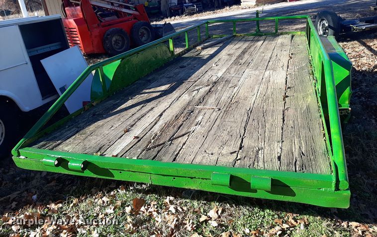 image for item LX9907 Utility trailer