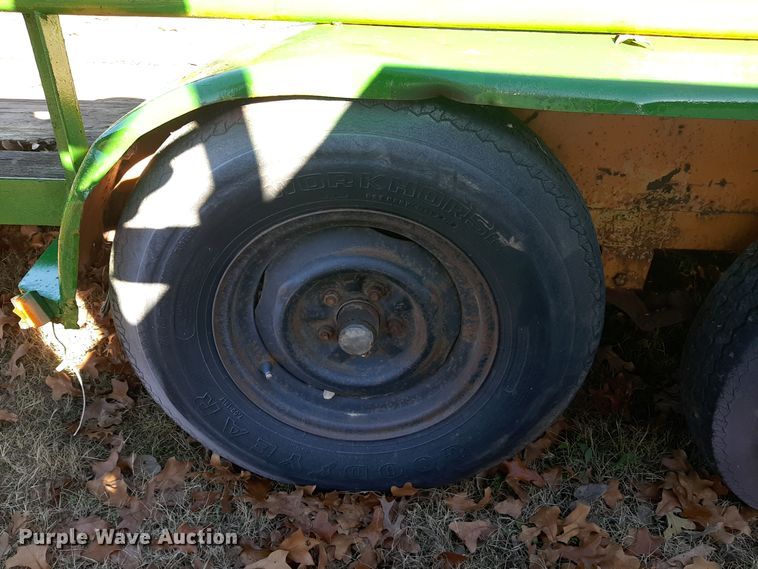 image for item LX9907 Utility trailer