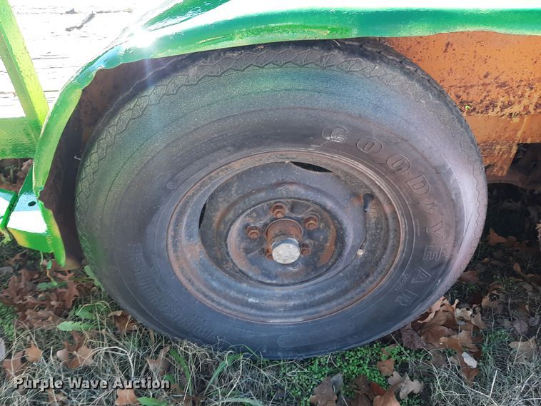 image for item LX9907 Utility trailer