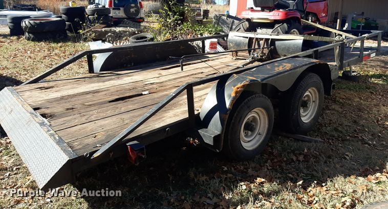 image for item LX9909 Utility trailer