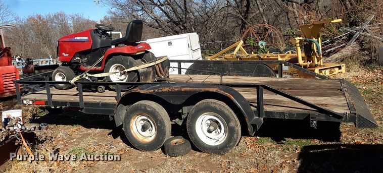 image for item LX9909 Utility trailer