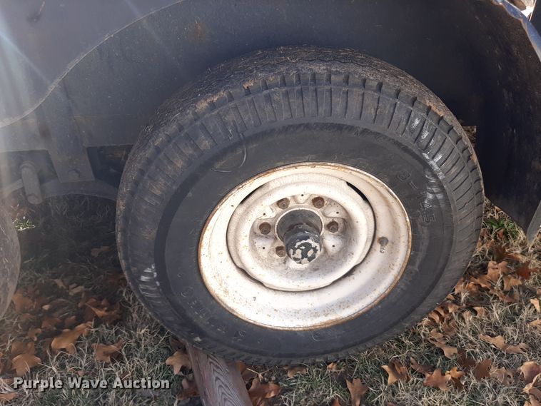 image for item LX9909 Utility trailer