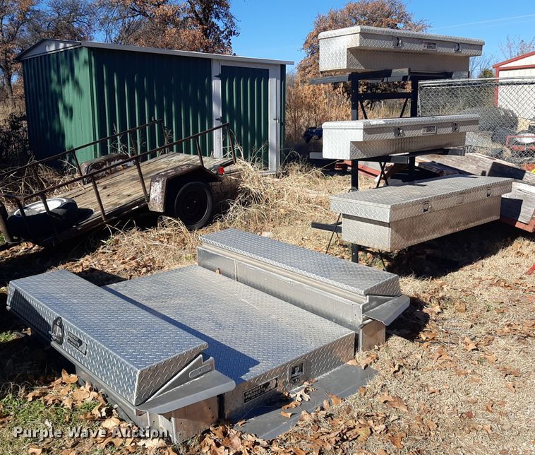 image for item LX9910 Tool boxes