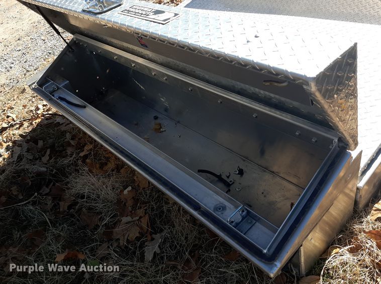 image for item LX9910 Tool boxes