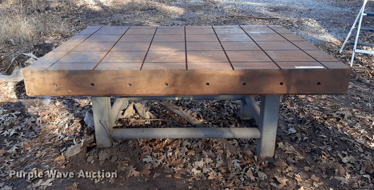 image for item LX9912 Metal working table