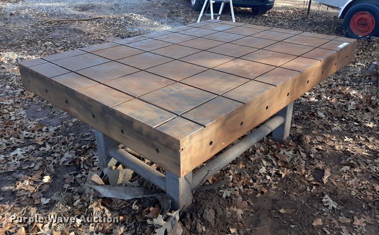 image for item LX9912 Metal working table