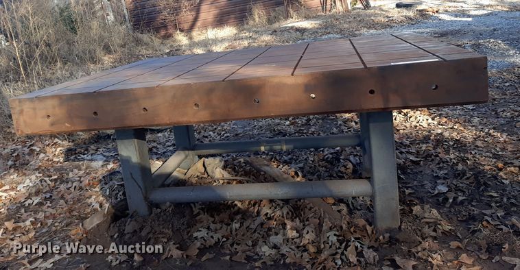image for item LX9912 Metal working table