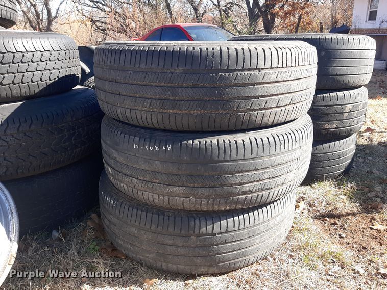 image for item LX9915 Wheels and tires