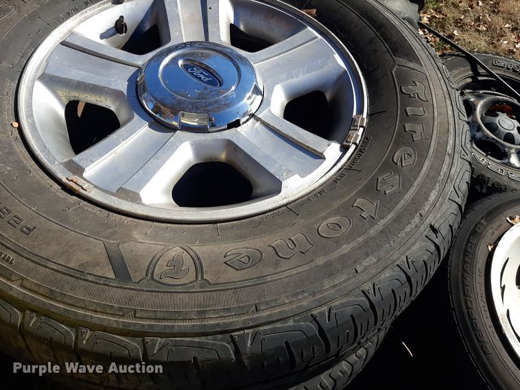 image for item LX9915 Wheels and tires