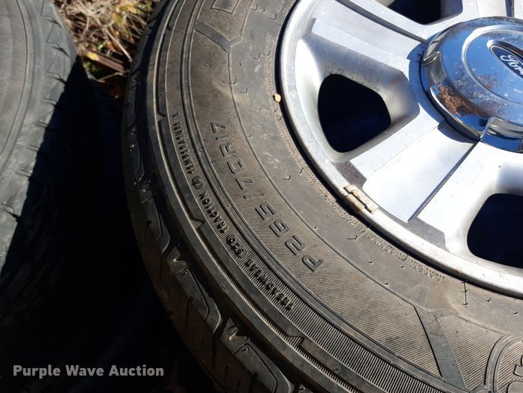 image for item LX9915 Wheels and tires