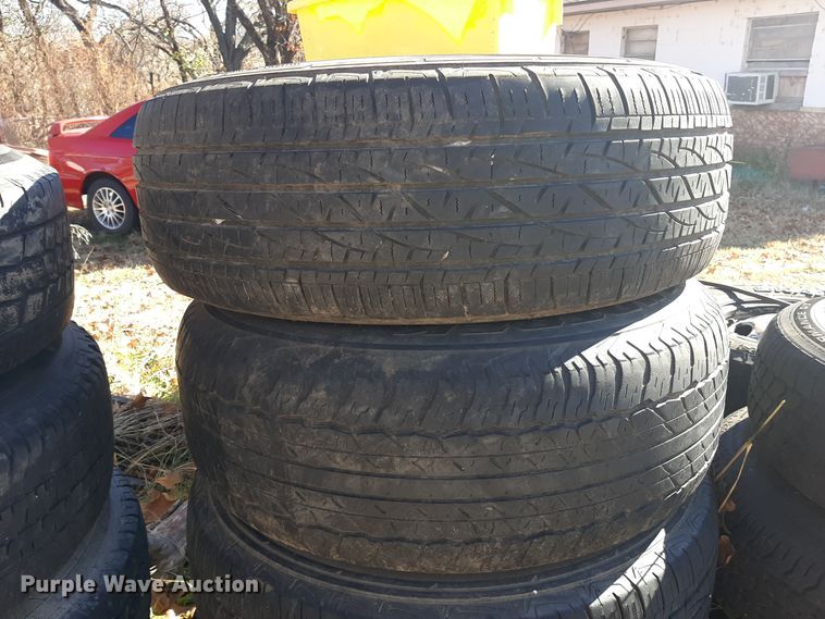 image for item LX9915 Wheels and tires