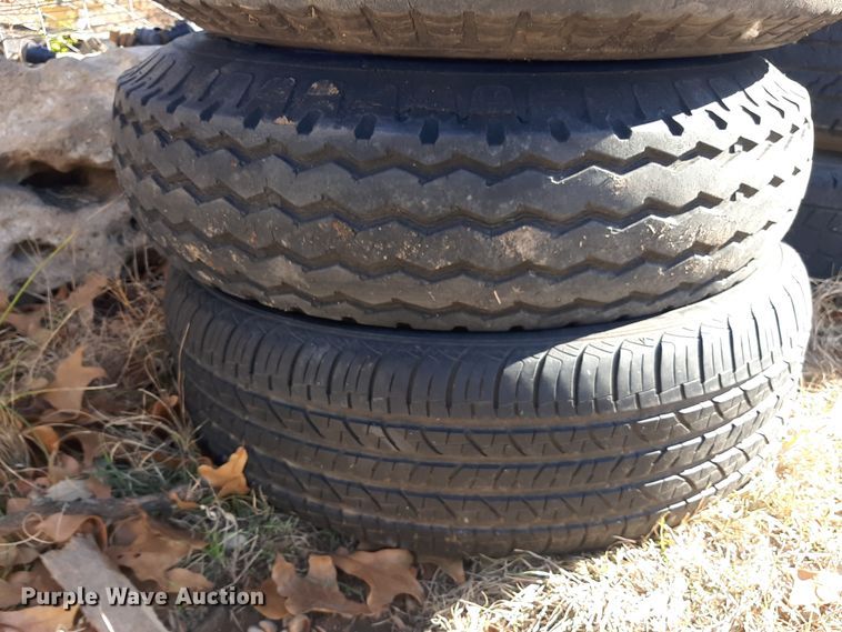 image for item LX9915 Wheels and tires