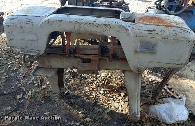 image for item LX9917 Band saws
