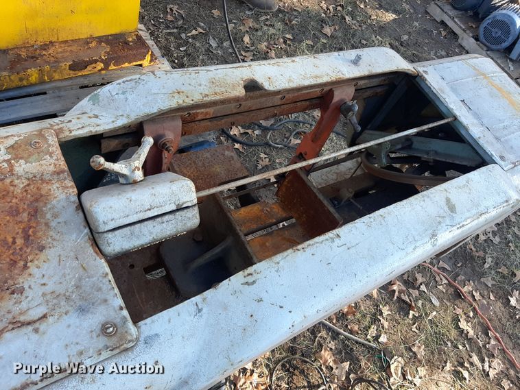 image for item LX9917 Band saws