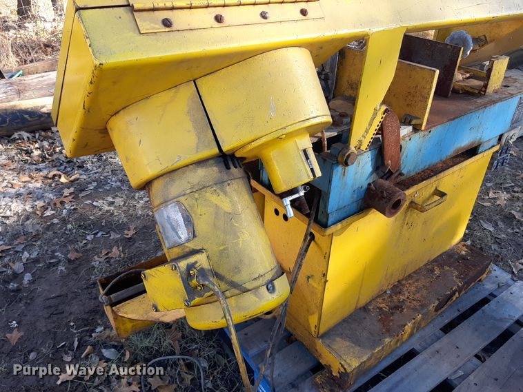 image for item LX9917 Band saws