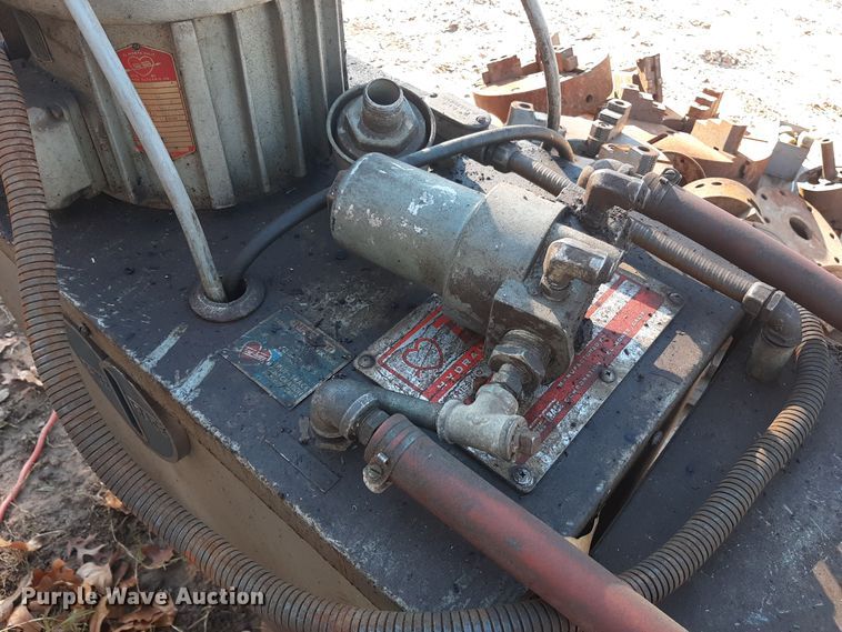 image for item LX9918 True Trace 5022.01  Hydraulic pump
