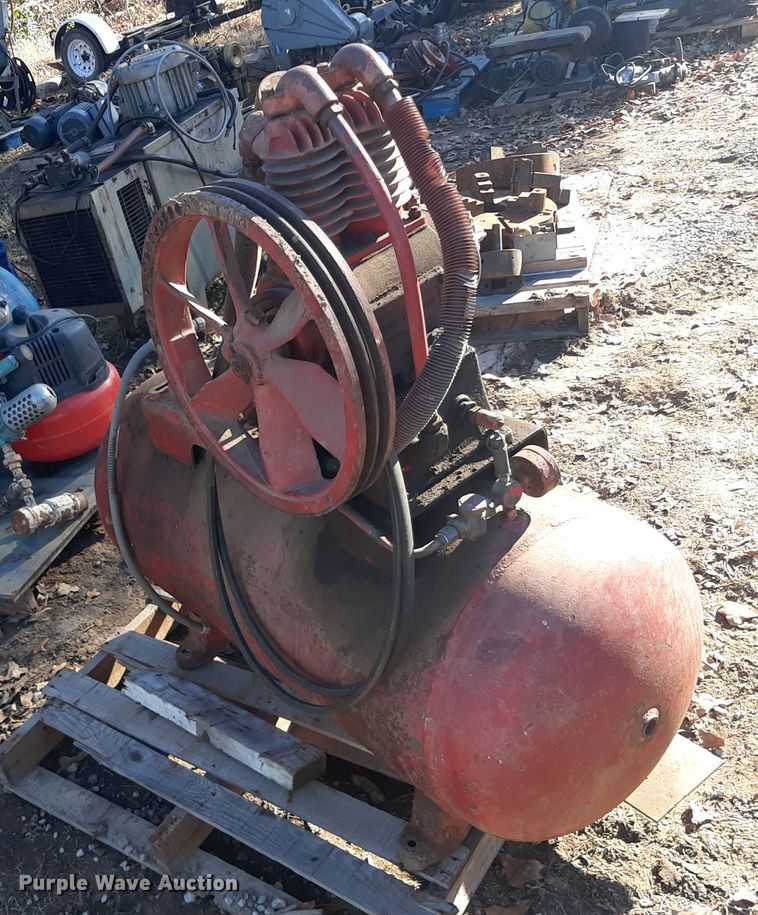 image for item LX9919 (2) Air compressors