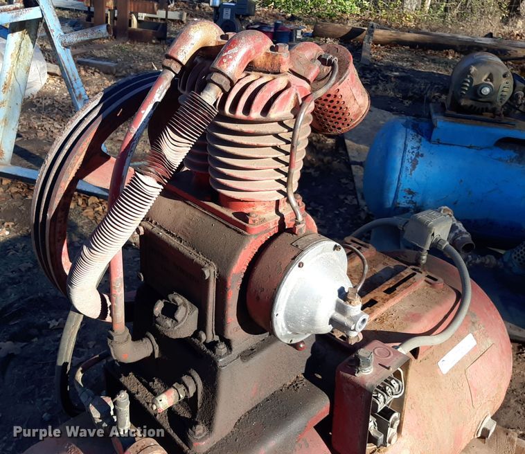 image for item LX9919 (2) Air compressors